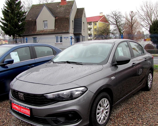 Fiat Tipo cena 52900 przebieg: 50960, rok produkcji 2021 z Czerniejewo małe 106
